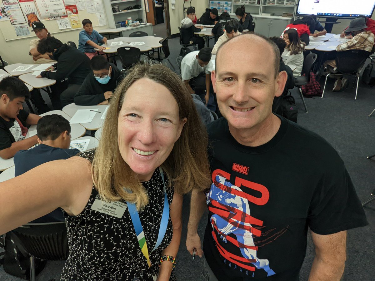 StacyKTweets's tweet photo. Loved celebrating our amazing #CTE students &amp; teachers at @SantaAnaUSD's @SantaAnaHS on the #SAUSDFirstDay2022! @CTEsausd prepares Ss for the #SAUSDGraduateProfile to earn High Skill, High Wage &amp; High Demand Careers!
#WeAreSAUSD
#Proud2BeSAUSD
#BetterTogether
#KidsDeserveIt https://t.co/a4uAt9BJka