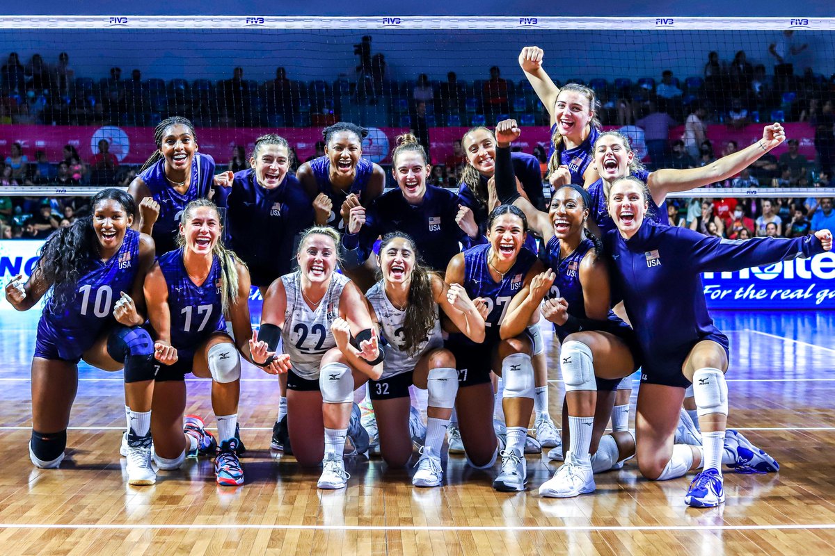 The U.S. Women 🇺🇸 beat Peru 🇵🇪 3-1 (25-13, 21-25, 25-22, 25-17) in their opening match of the 2022 Pan American Cup!

Outside hitter Dani Drews led all scorers with 19 points. Middle blocker Brionne Butler had an amazing 6 blocks.

Story and stats | go.usav.org/82122WNT