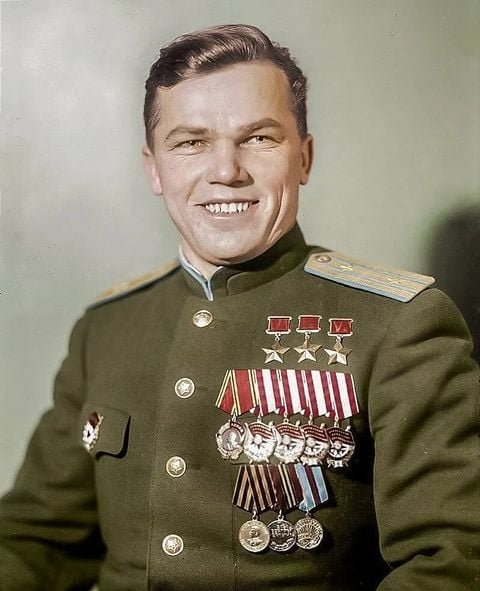 Ему было 23 года