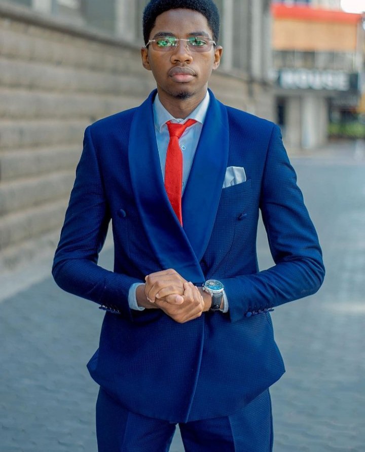 AtebeBenjamin's tweet photo. Real change is here do your part and vote for Anicet Baraka,Let's say yes to equality and better opportunities in our school.

#strathmorenibaraka #mapemandobest #strathmore #Nairobi #vote #supremecourtofkenya @BazibuheA @StrathmoreSC @StrathU https://t.co/JbHUiMb1Fh