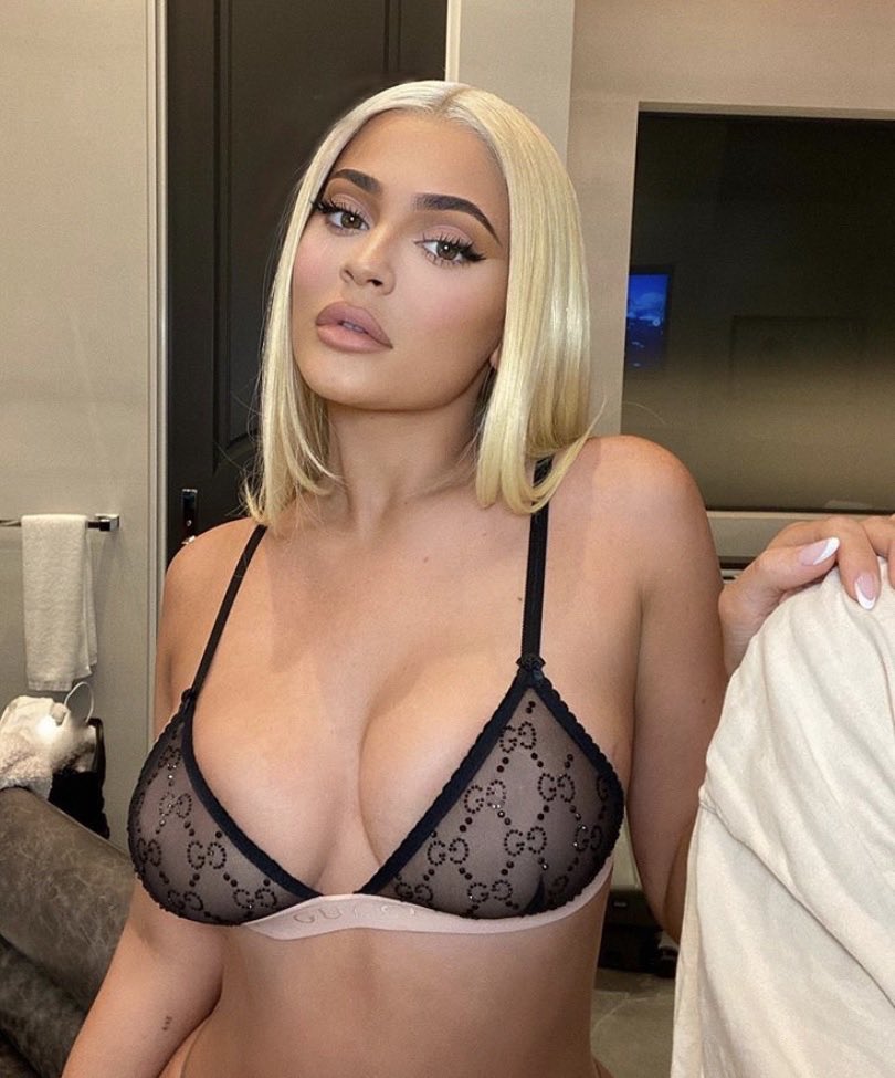 Exclu2Stars's tweet photo. Toutes les vidéos de Kylie Jenner ici ⬇️⬇️⬇️⬇️⬇️⬇️⬇️⬇️⬇️⬇️⬇️⬇️⬇️
https://t.co/hPF0pZeYmA
#TikTok #KylieJenner #tendances #EXCLUSIVE #Telegram #alexiask #camelia92 #kms #nerou https://t.co/B7rTLS5zhg