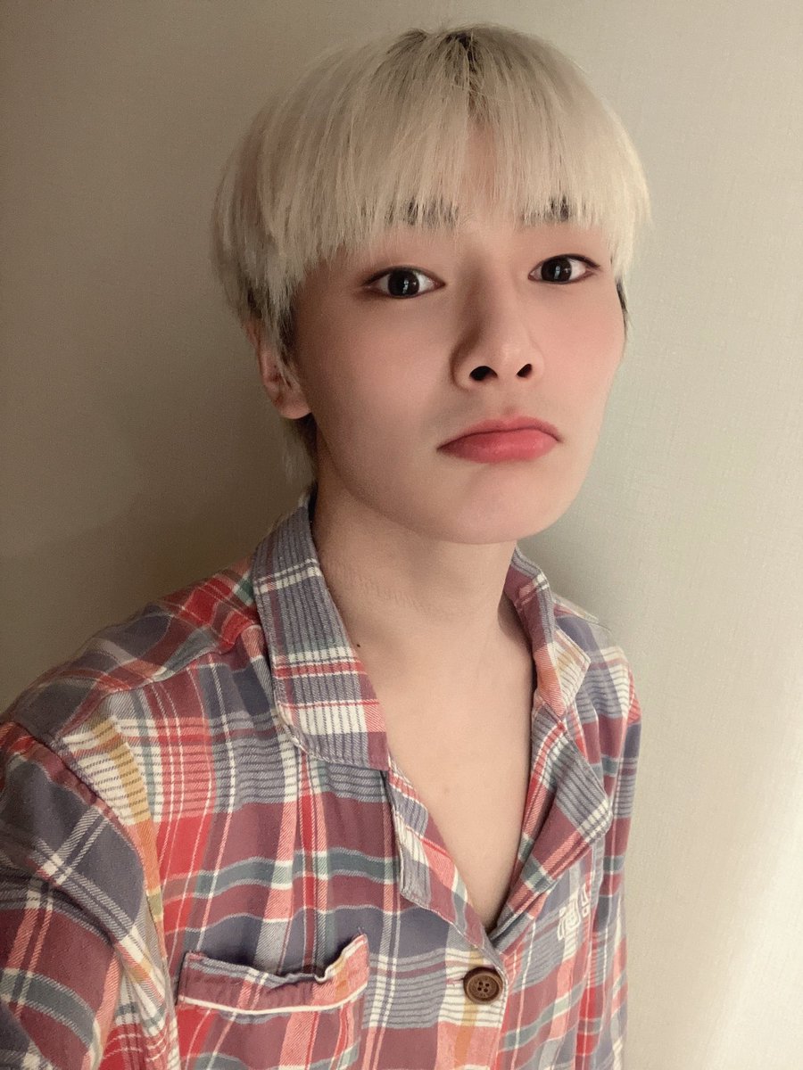 머리 😁

#StrayKids #STAY #스트레이키즈 #아이엔