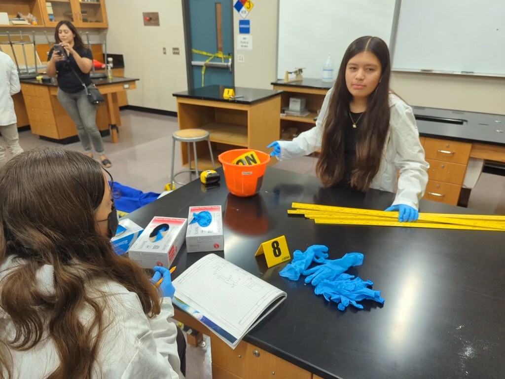 StacyKTweets's tweet photo. Wow, @SaddlebackHS students created a crime scene investigation during the 1st week of school! How cool is that‽ @CTEsausd prepares Ss for the #SAUSDGraduateProfile to earn High Skill, High Wage &amp; High Demand Careers!
#WeAreSAUSD
#Proud2BeSAUSD
#KidsDeserveIt
#SAUSDFirstDay2022 https://t.co/7TPQ7A8i2f
