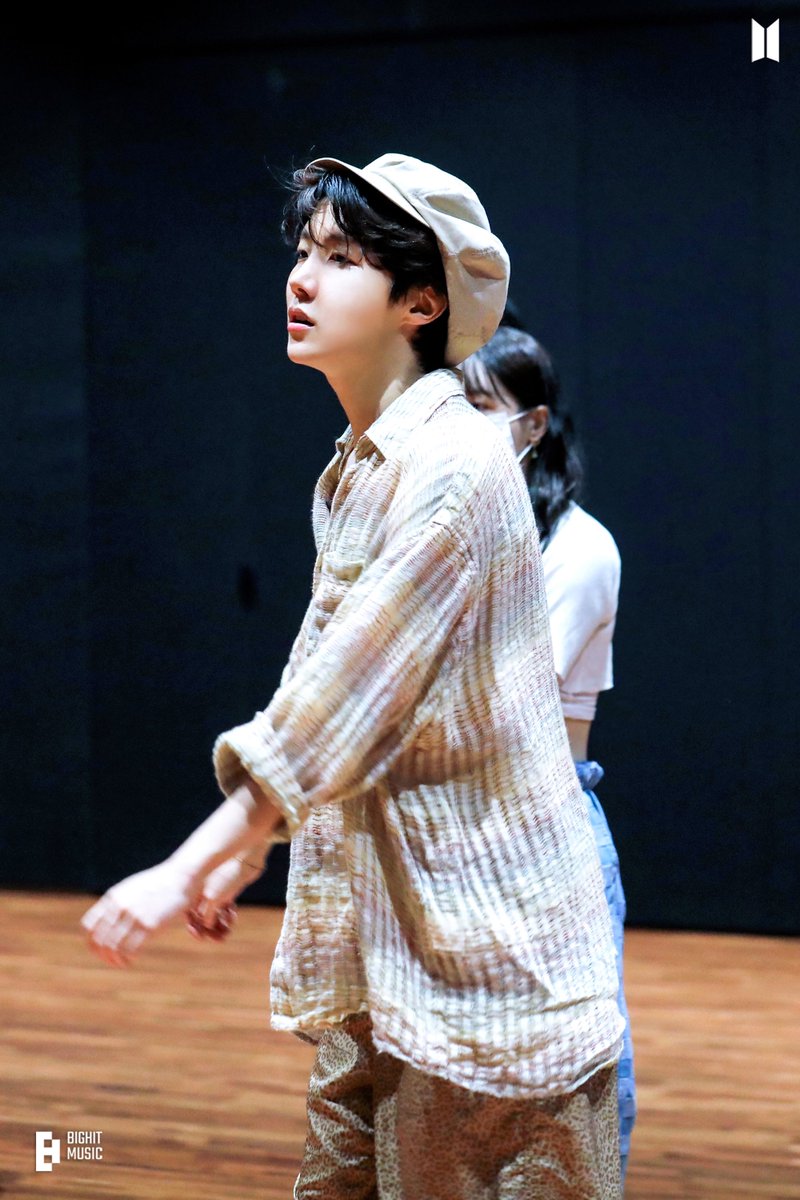 hope__of's tweet photo. [네이버 포스트] #JHOPE
Welcome to HOBIPALOOZA https://t.co/kF3yb3WJ3s