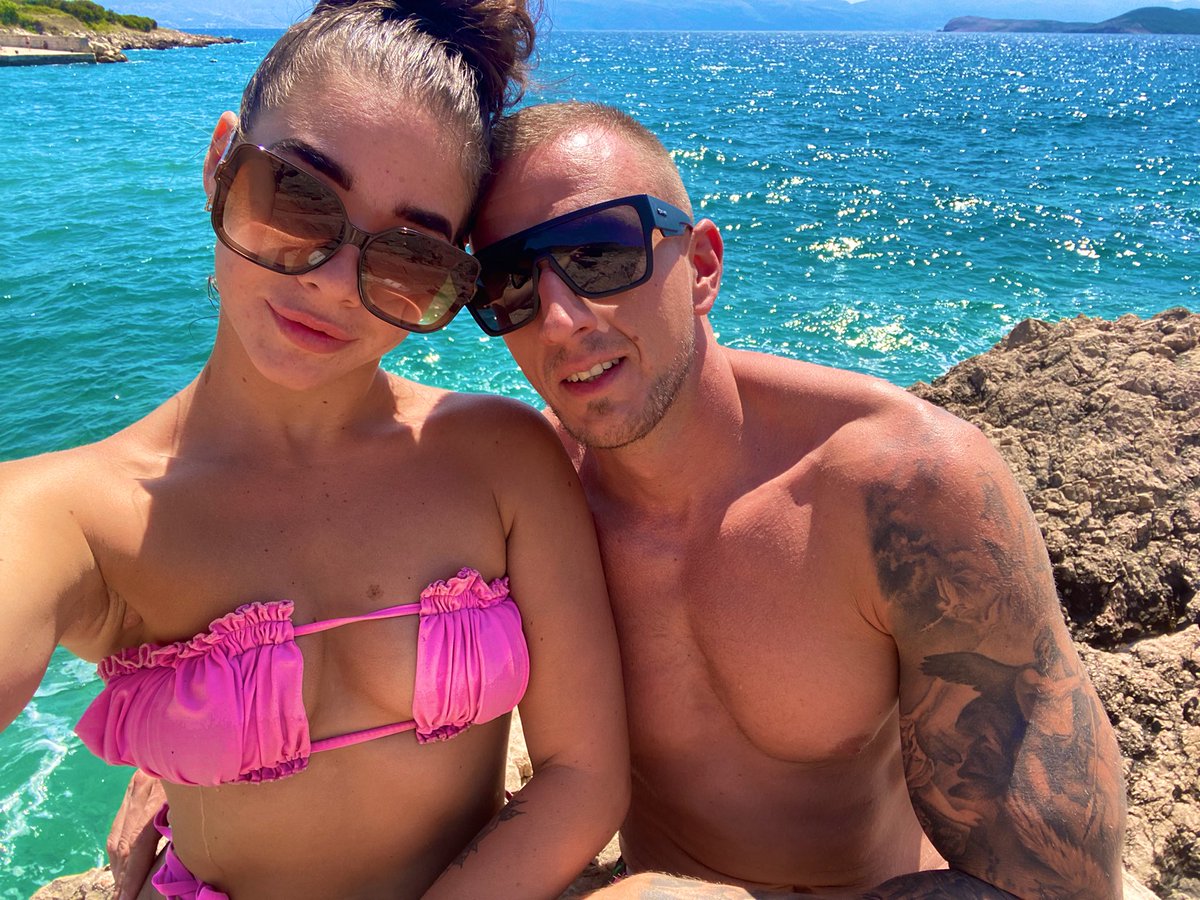 Mrmssexx's tweet photo. #onlyfans #onlyfanspromo #onlyfanLEAKS 💋🔥 #gymcouple #enjoywitme🔥 #checkoutep10 https://t.co/UOt5EVWIxS