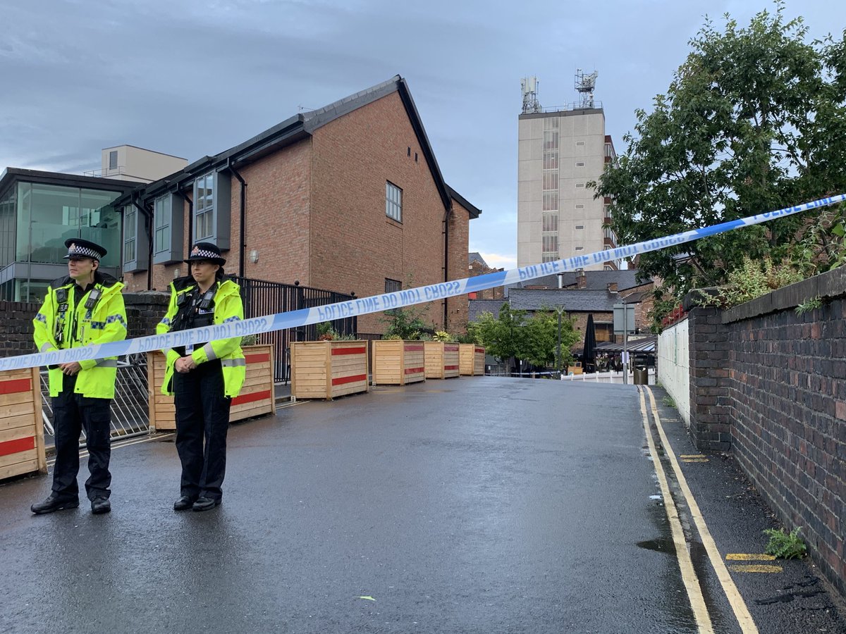 #GMP officers at scene of fatal stabbing in #Altrincham. Death of 31 year old Rico Burton has prompted his cousin, Heavyweight Champion #Tysonfury, to call for stronger punishments for knife crime.