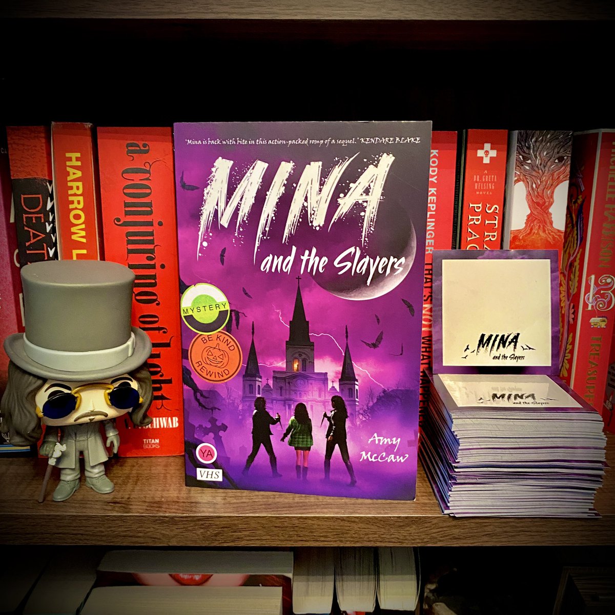 YAundermyskin's tweet photo. ✨ B o o k s h o p s ✨

Please comment below or DM me if you’d like some Mina and the Slayers bookplates!

Retweets appreciated📚 https://t.co/5dtEXdB2nM