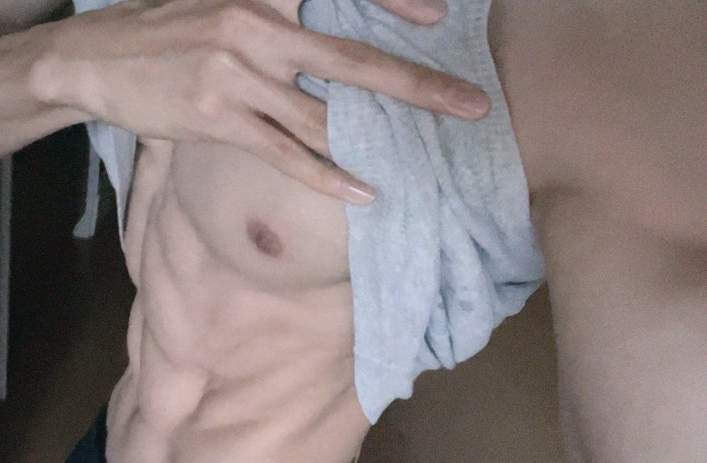 ⠀⠀⠀⠀⠀⠀⠀Ther's property. 
⠀⠀⠀⠀⠀⠀ #𝐒𝐞𝐝𝐮𝐜𝐭𝐢𝐯𝐞𝐒𝐮𝐧𝐝𝐚𝐲