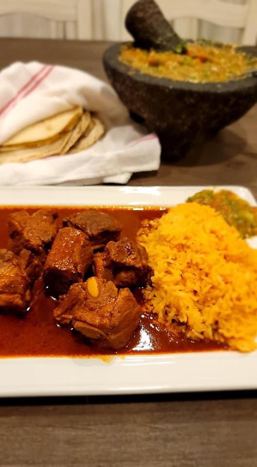 DivinoJ3's tweet photo. 🌶COSTILLAS EN CHILE GUAJILLO🌶 arroz rojo, tortillas a mano y salsa hecha en molcajete. 🍅Si quieres ver como las prepare paso a paso aquí les dejo el video🍅

https://t.co/9pLRYF1aJj

 #costillas #costillasenchileguajillo #salsa #arrozrojo #tortillasamano https://t.co/qyPgPl0OFI