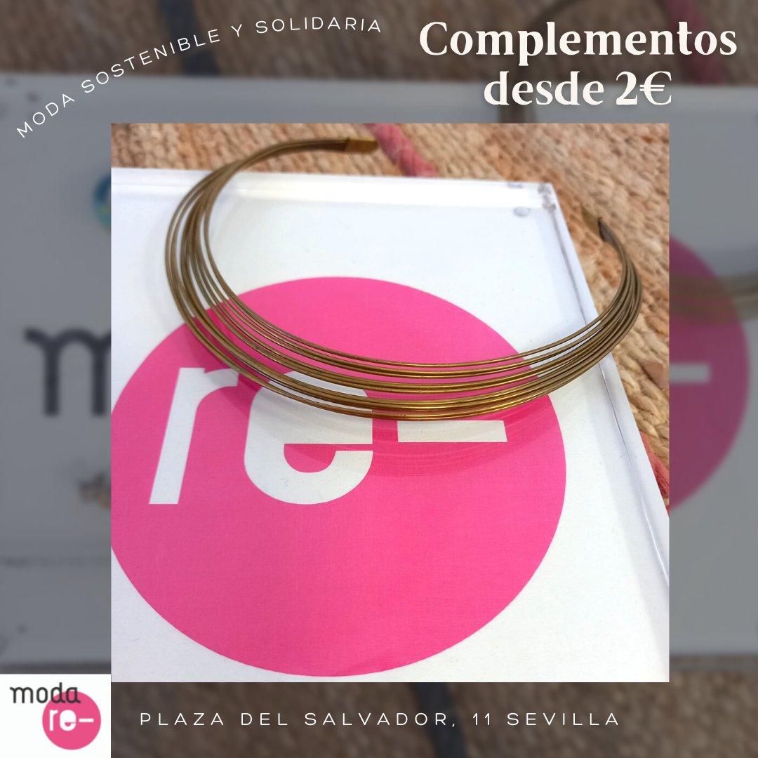 ModareSevilla's tweet photo. Los #complementos son sostenibles y solidarios, también😌 Anillos de colores, collares, pulseras… Termina tu outfit y hazlo inigualable conjuntándolo con complementos en tendencia💍👛🌈 Muestra tu personalidad con la moda😉🙌 ¿Cuál es tu favorito?😊♻️
#modaSevilla #segundamano https://t.co/Mszt0WIdnH