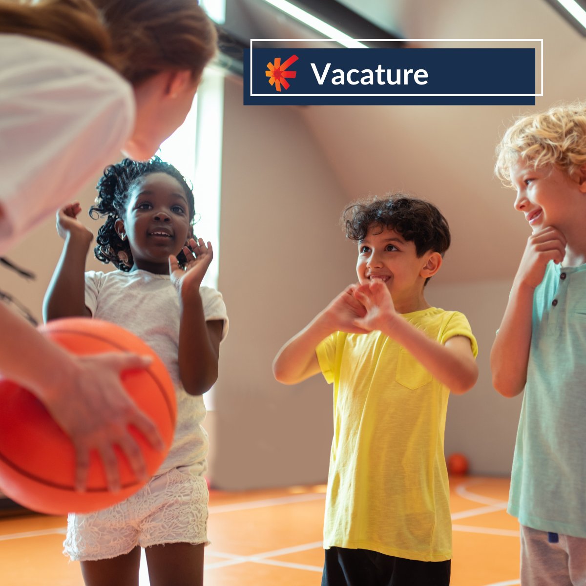 #vacature Als 𝗦𝗽𝗲𝗰𝗶𝗮𝗹𝗶𝘀𝘁 𝗹𝗲𝗿𝗲𝗻, 𝗼𝗻𝘁𝘄𝗶𝗸𝗸𝗲𝗹𝗲𝗻 𝗲𝗻 𝗽𝗿𝗲𝘀𝘁𝗲𝗿𝗲𝗻 heb je een duidelijk doel: de sport- en beweegontwikkeling van kinderen en jongeren stimuleren door kennis toegankelijk te maken voor professionals 👉  bit.ly/3dGZk25.