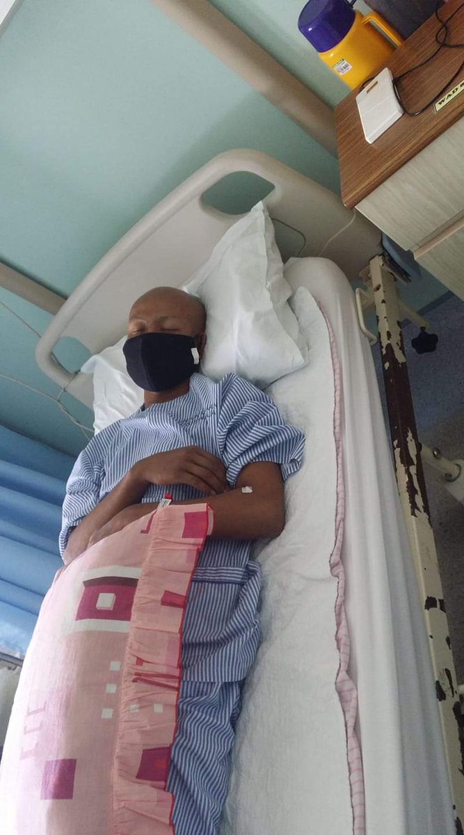 zumairaaa's tweet photo. Kesiannya Zul, dia OKU pekak dan bisu dan dia ADA BARAH LIMFOMA. Beratnya ujian dia weh. Dan keadaan dia macam ni, dia tak boleh bekerja. Dia ada anak bini untuk diberi makan. Kesian weh. Kita bantu lah dia, tolong i RT untuk rezeki dia sekeluarga.
https://t.co/o3LBofM7Xl https://t.co/m2I6CxLhYL