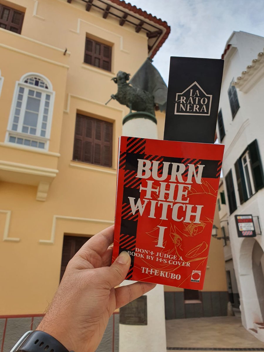 Laratoneralibr's tweet photo. Buenos días ratoncitos!! 

Que tal el finde?? Hoy nos acompaña en nuestra visita a Ciudatella el manga 'Burn the witch 1" 
 #manga #burnthewitch #viajarconunlibro #panini https://t.co/LgGMqbMXaF