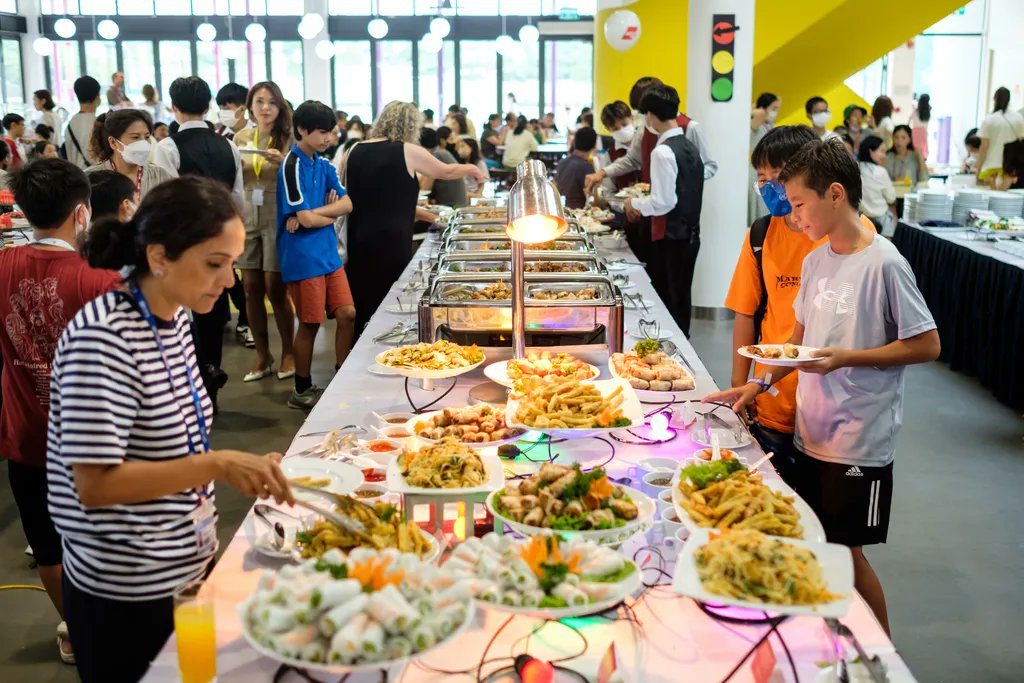 UNIS_Hanoi's tweet photo. It was lovely seeing so many of you at our Welcome BBQ &amp; Community Connections Fair. We hope you enjoyed it as much as we did! Please could you give us feedback by completing this short form https://t.co/BsCOyQUPVZ #UNISValuescommunity #UNISopeningdoors #UNiquelyUNIS #UNISHanoi35 https://t.co/m43tvOac6j