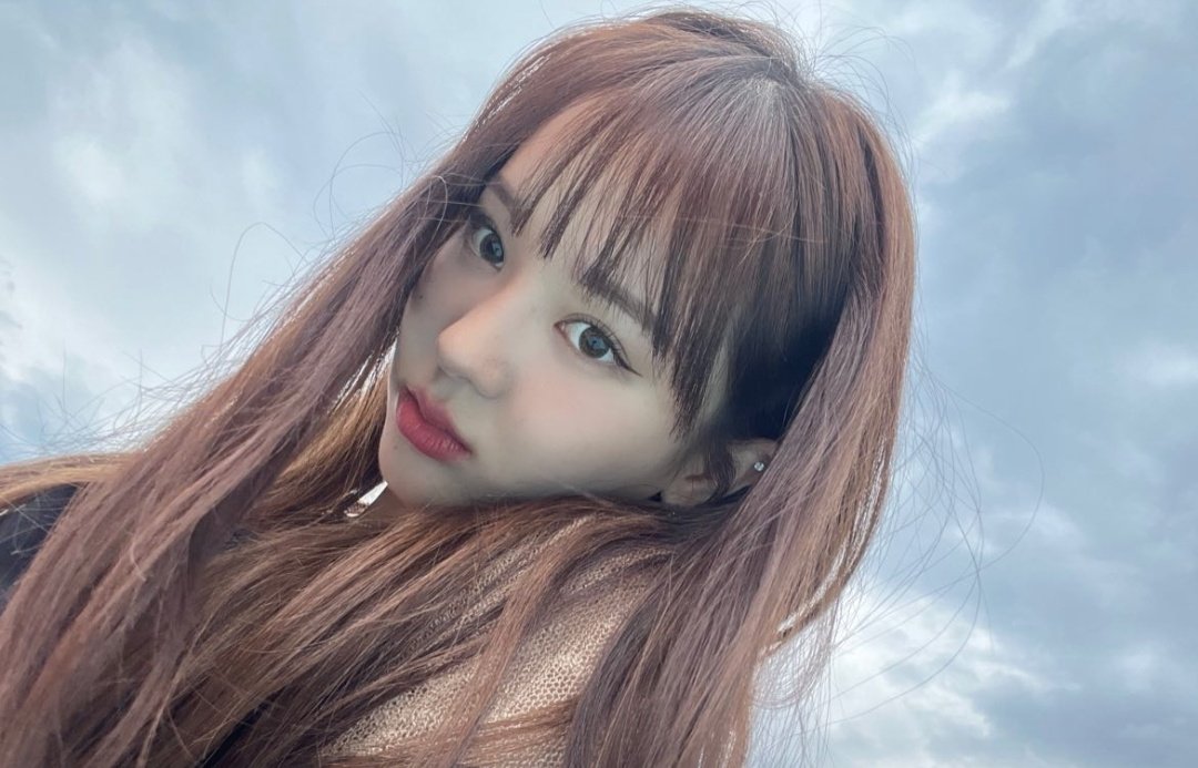 __hshin's tweet photo. it’s insane how pretty she is

#HYEONGSHIN #형신 https://t.co/UG7qY7HZrx