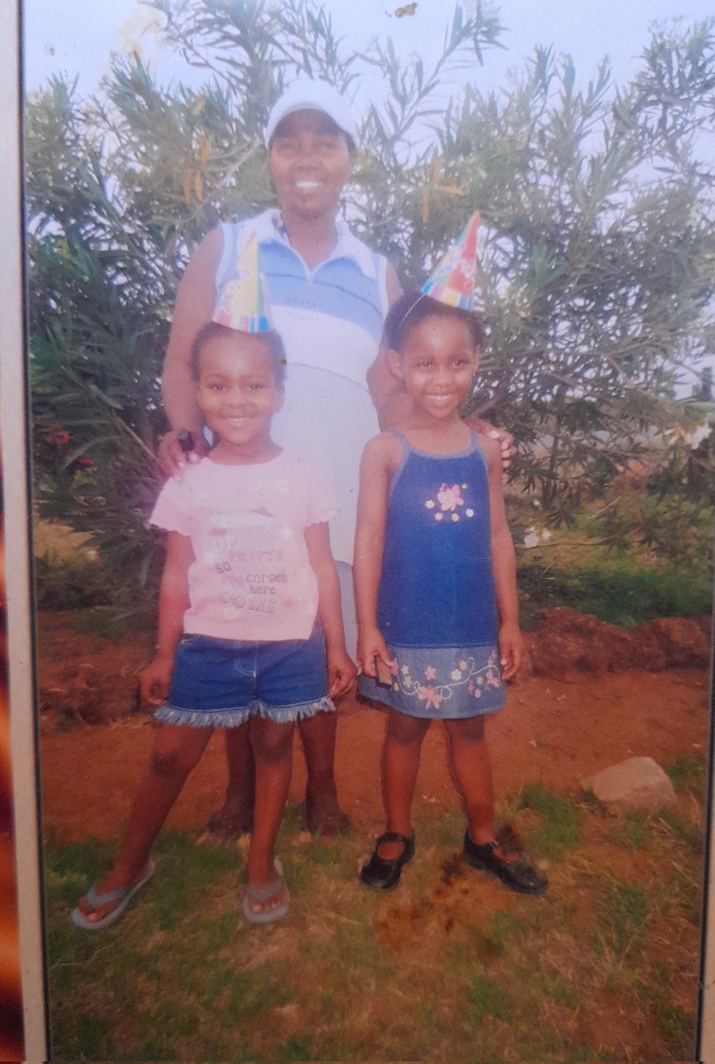 ApheMakhanya's tweet image. here's to 19 years of friendship, i love you gyel @Lucanda8 🥺❤️