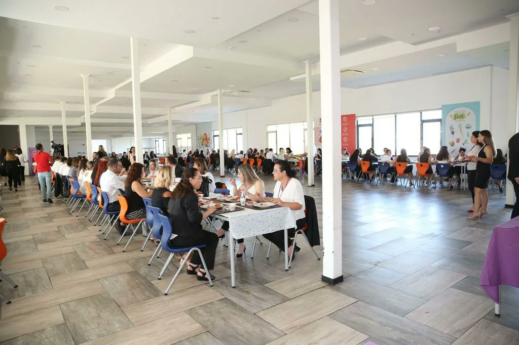 UOCalli's tweet photo. Yeni eğitim öğretim dönemimizin Ağustos ayı hizmet içi eğitim dönemimize tüm öğretmenlerimizle birlikte dinlenmiş, zinde, mutlu ve sağlıklı bir şekilde başlangıç yaptık. #UğurluOlmak https://t.co/kRsaeCQ5qQ