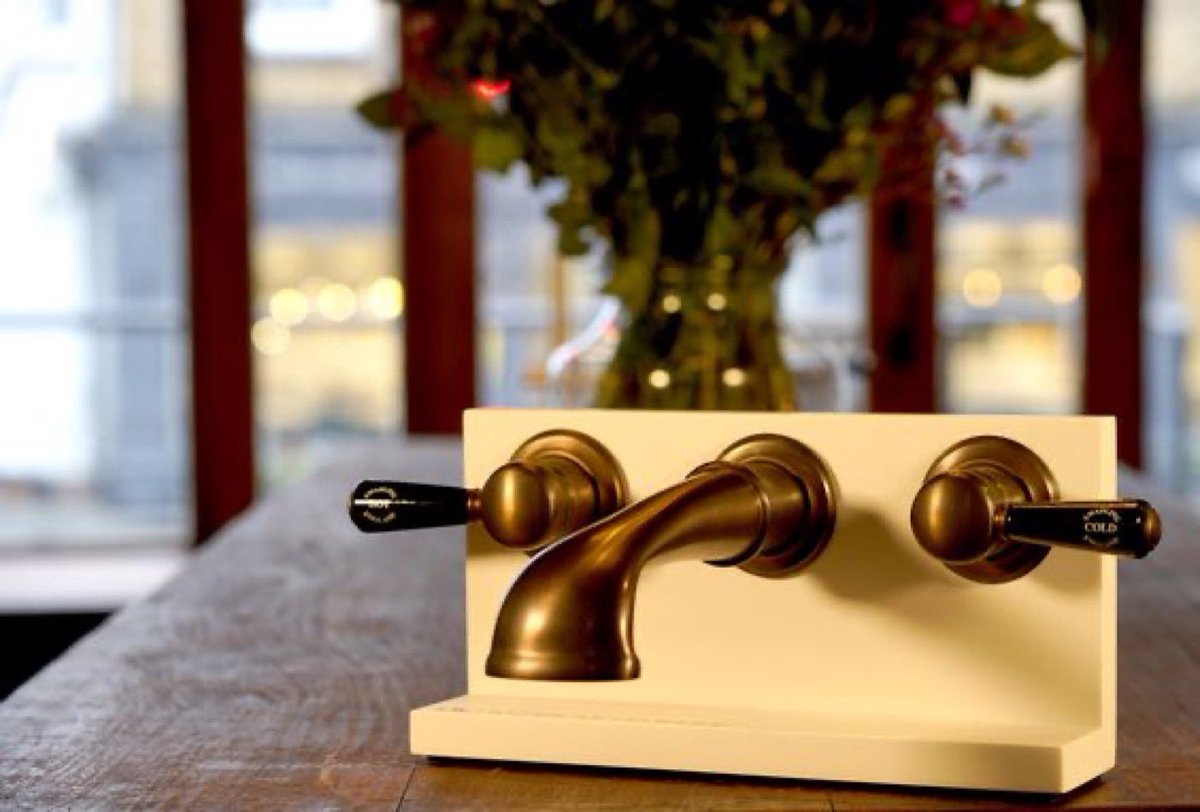 SwadlingUK's tweet photo. Looking for some inspiration for your new bathroom?
The Water Gallery in Esher has a beautiful display of our Invincible Collection Mixer Tap, a perfect addition to a luxury bathroom.
https://t.co/5K9kRihmqw
#thewatergallery #esher #showroom #mixertaps #swadlingbrassware https://t.co/eL3ZAmxAcT