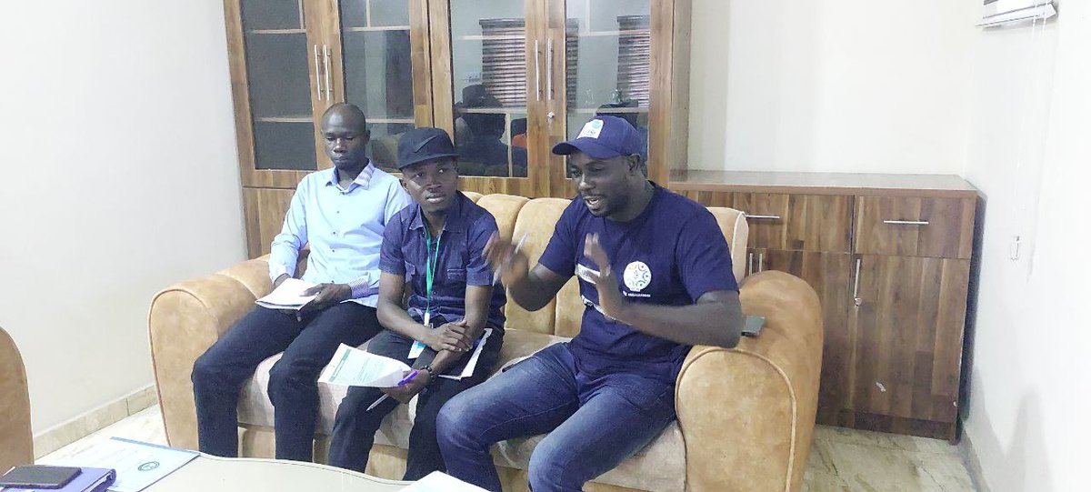 Labdi_Nigeria's tweet photo. Courtesy visit to the General Manager, Borno State Environmental Protection Agency (BOSEPA) by WASH CSOs Advocacy Group.
#stWASH #wateraid #mercycorps #labdi https://t.co/7qypTNBtIA