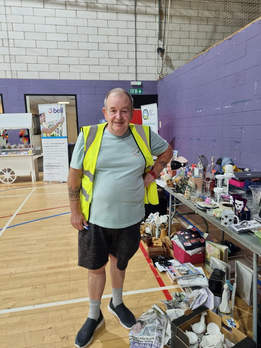 <a href="/QchaYouth/">QCHA Housing First for Young People</a> and  <a href="/FamilyQcha/">QCHA Family Wellbeing</a>  had a great day on Saturday <a href="/QueensCrossHA/">Queens Cross Housing</a> Gala day. It was lovely seeing so many people there.