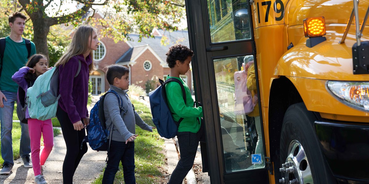 IDOT_Illinois's tweet image. School is in session! That means more children outside waiting for the bus during certain hours. Remember, slow down and watch for children gathering near the bus stop 🚌. #SchoolBusSafety