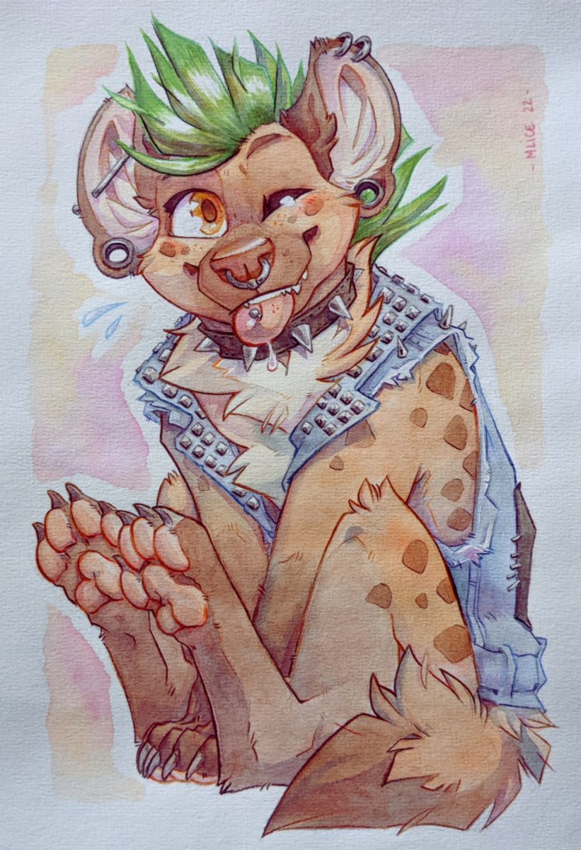 Mlice_the_Hyena's tweet photo. Trash but cute. 🥺 https://t.co/CrAJ33h0UG