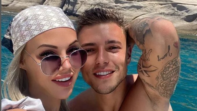 Jamy Ex on the Beach