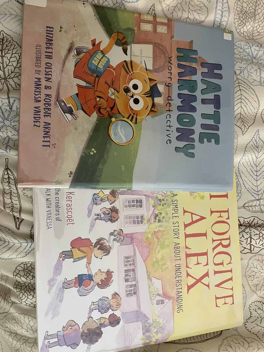 bedtime_books_'s tweet photo. @mrsmelanieroy @CranstonMatt https://t.co/7s4FOaq8sq