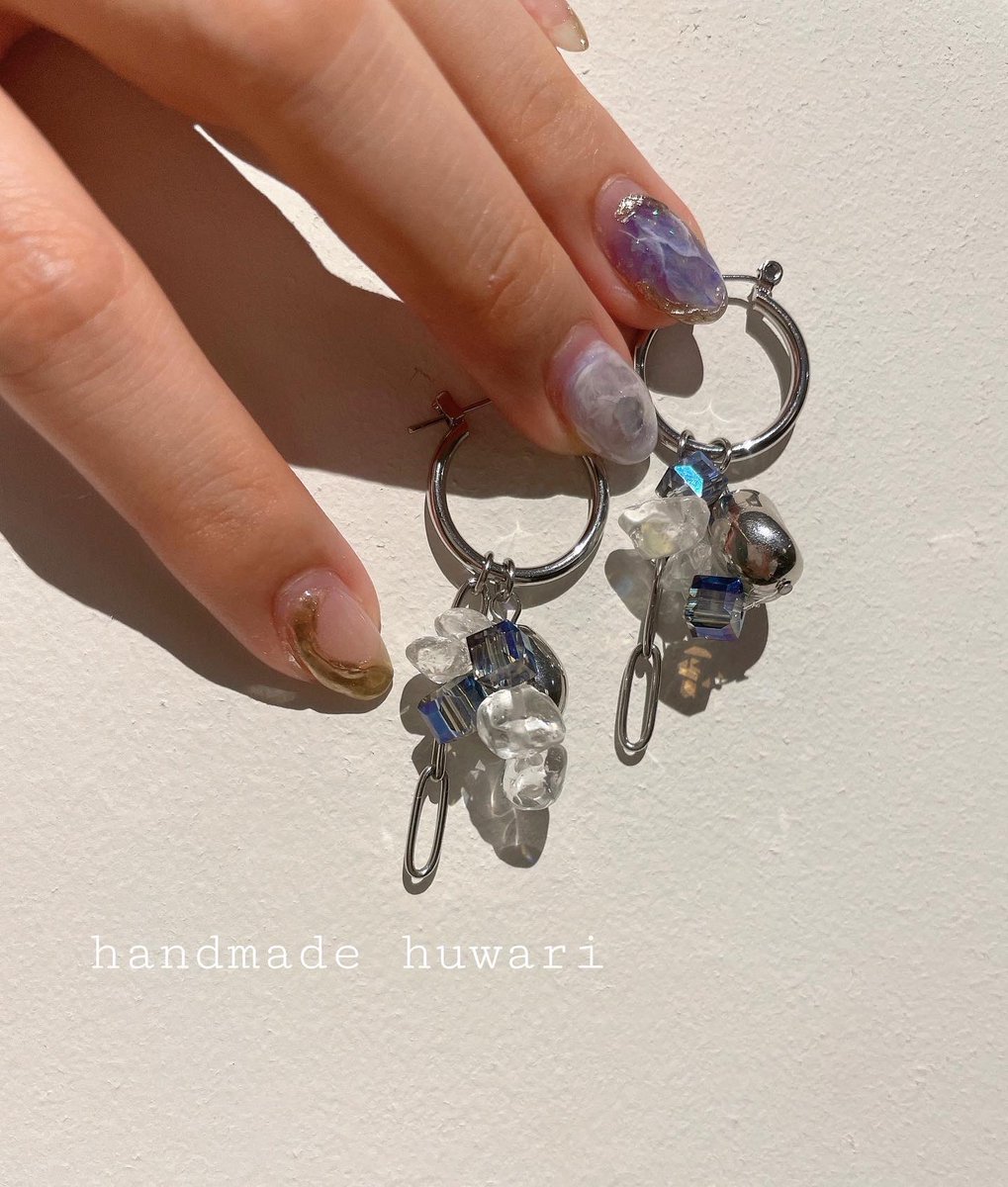 HuwariHandmade's tweet photo. 新作ピアス
今回のはめちゃくちゃお気に入り😳✨

ちょっと個性的で、大ぶりなフープピアス(*´ `*)

ビーズ達を編み込んだ、
オリジナルパーツ☺️

#ハンドメイド
#ハンドメイド作家 https://t.co/MAe75kAeA6