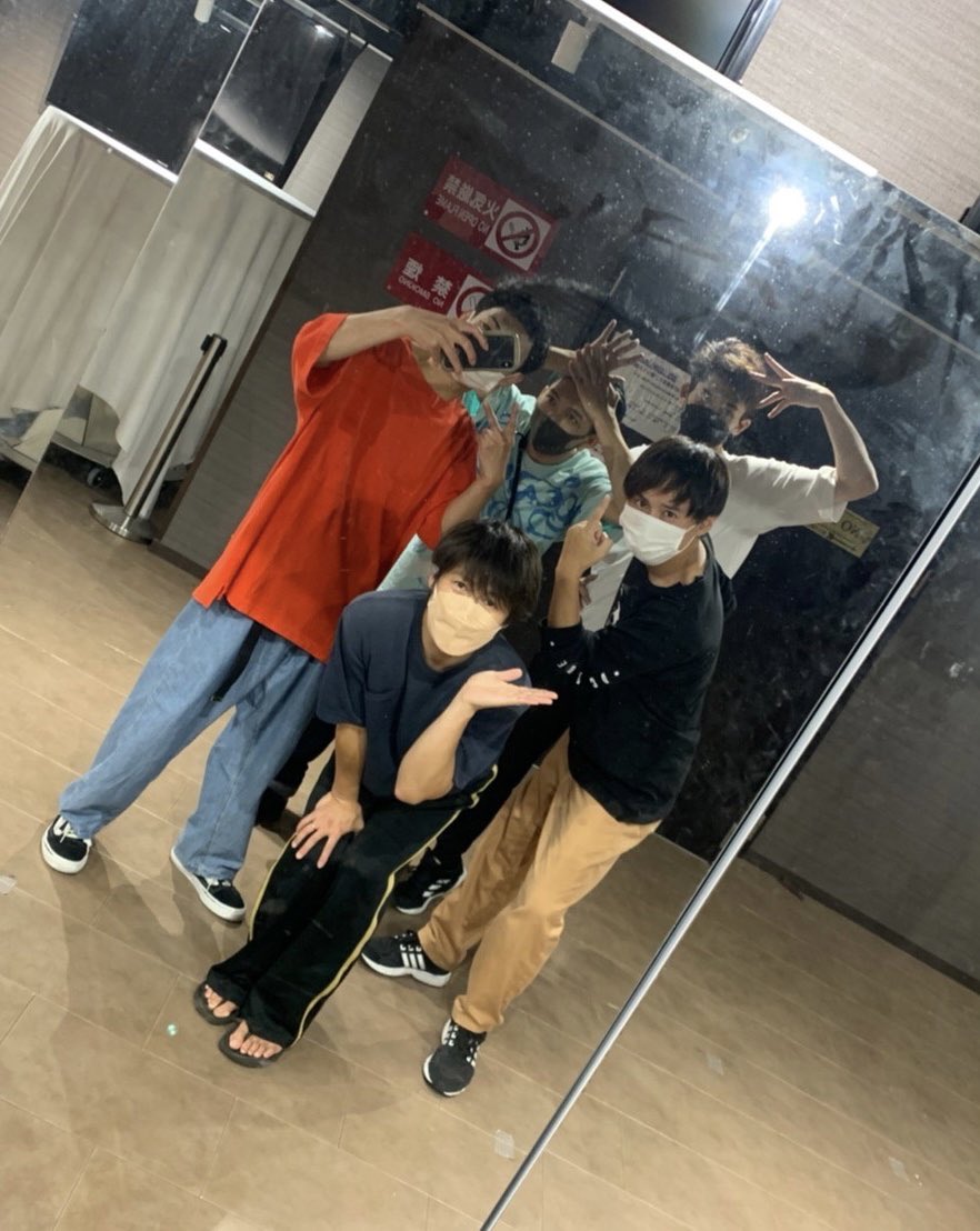 本日は本番はお休みでしたがMENSのリハやってきました！
残りあと一週間...
寂しさもありますが踊るのめっちゃ楽しみです😁
しっかり練習して本番臨むんで最後までよろしくお願いします✨