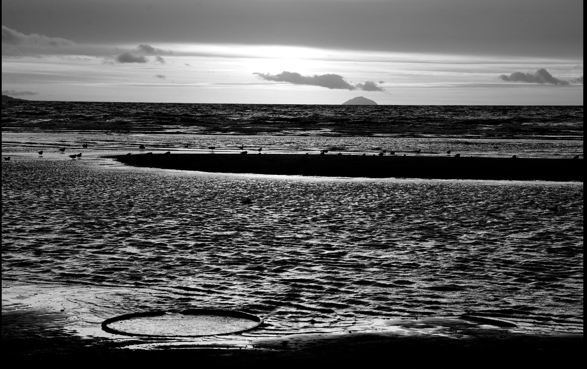 FanaticPhoto's tweet photo. ‘Ailsa Craig’ #ailsacraig #prestwick #scotland #sea #seascapephotography #blackandwhite #documentandeyewitness #glasgowprintstudio @urban_goals @StreetLevel_ @GlasgowPhotoGal @sogo_mag https://t.co/zuqDRcQkcB
