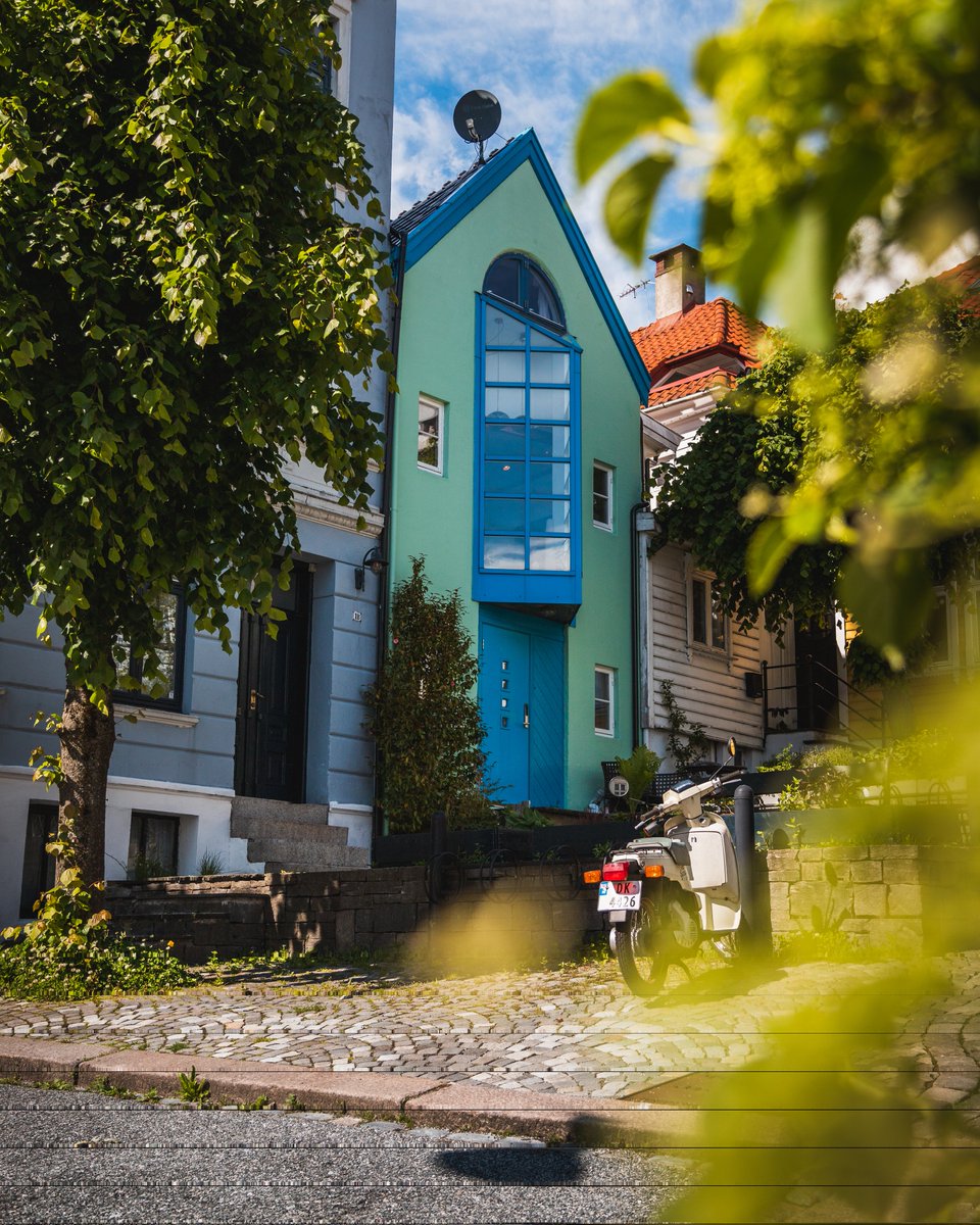 Can we all just take a moment to appreciate how cool this house is? 💯