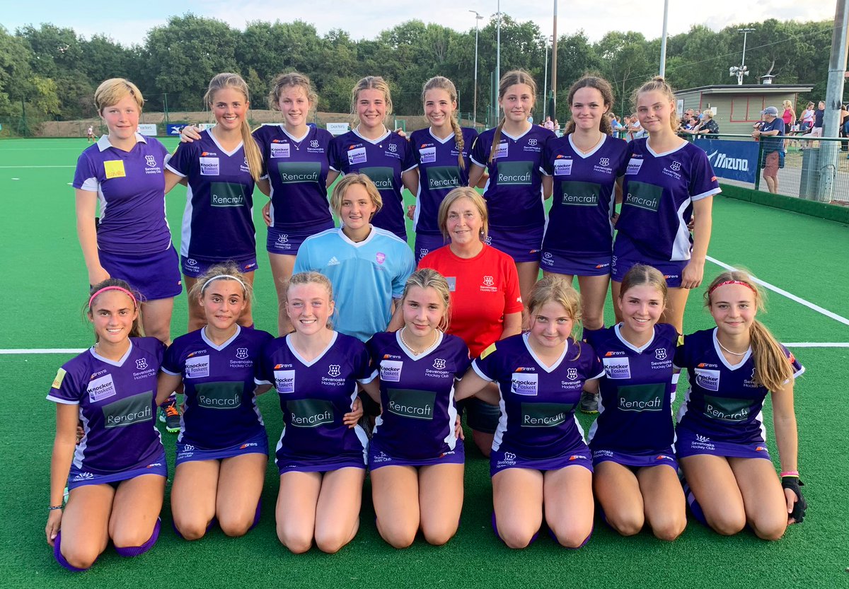 Congratulations to the U16 girls who competed in the <a href="/Y1Hockey/">Y1 Hockey</a> champs today. A super day <a href="/SurbitonHC/">Surbiton Hockey Club</a> and a great third place finish! 
Well done all 👏🏻 🥅 🏑