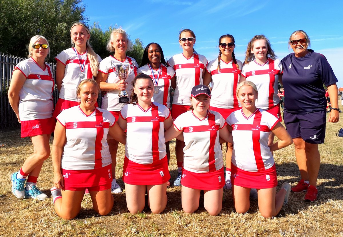 KateHalfpenny1's tweet photo. Another glorious season for England rounders! I'm very proud to coach this squad. They give everything, every game. Undefeated and thrashed Wales yesterday - love it! #WeAreAllRounders #proudcoach @RoundersEngland https://t.co/njILMofHjE