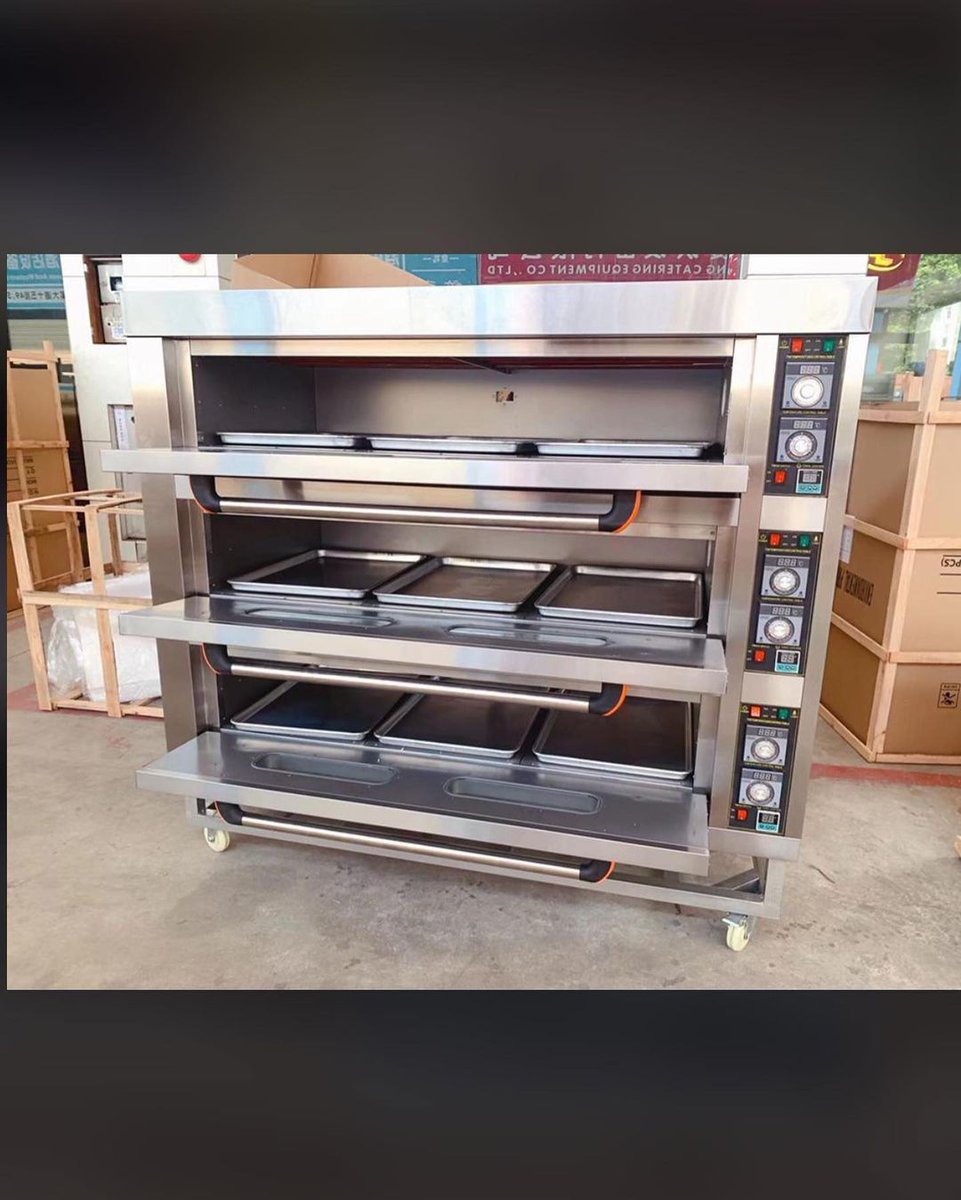 3 deck, 9 tray gas oven available for sales.. 08108689853 #africakitchen #lagosbaker #megakitchen