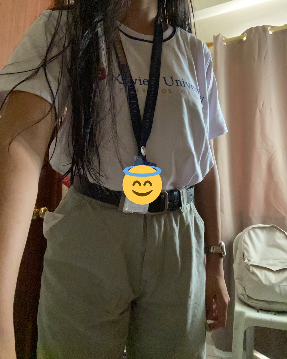 aiazing's tweet photo. How to send fit check and inform your mom you already bought your school shirt:

Kala ko makakahanap ako ng Ty dito bat puro deadlines nasa notifs ko hahahahahahaha https://t.co/ImM2V5w4I6