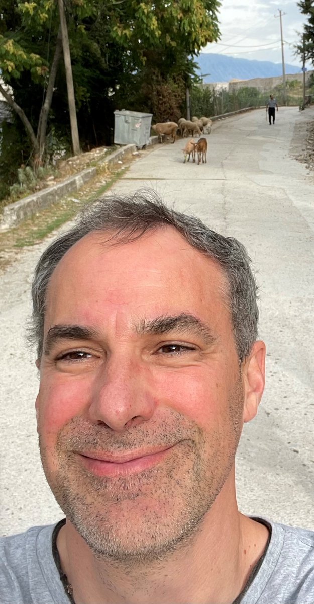 This is your reminder to take some time off! <a href="/hannover_messe/">HANNOVER MESSE</a>, <a href="/wef/">World Economic Forum</a> &amp; the <a href="/Siemens/">Siemens</a> Xcelerator launch have been exciting efforts for all of us. Big shoutout to #TeamSiemens for making these events a success. Whenever you plan to be on vacation – enjoy it, like I do right now. 🏔🥾