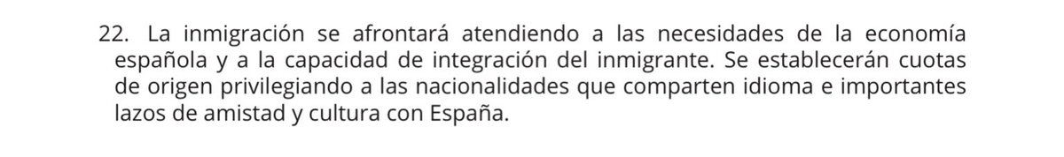 subealandamio's tweet photo. Un día VOX te retuitea un denuncia sobre el uso de la inmigración como mano de obra y otro día lo incluye en su programa electoral.

Punto 22 de su programa 100 medidas para la España viva.

#FelizLunesATodos #FelizLunes #SubeAlAndamio https://t.co/k4CCWlLY8U