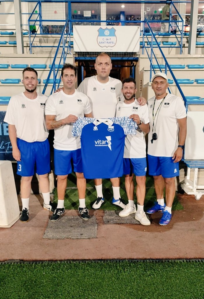 Nuestro cuerpo técnico, de la categoría Regional, apuesta por este nuevo proyecto lleno de ilusiones que dejará en el lugar que se merece al C.F. SANT RAFEL 💙🤍

A por todas, equipo 💪💪

#amuntsantrafi 💙🤍
#visitsantantonideportmany
<a href="/sant_antoni/">Ajuntament de Sant Antoni de Portmany</a>