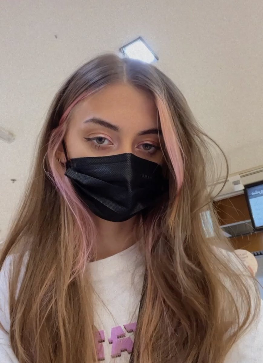 Danaaa_NFT's tweet photo. im gonna match with my pink @apes_pixelated 🪷 https://t.co/7z3XiFjxLW