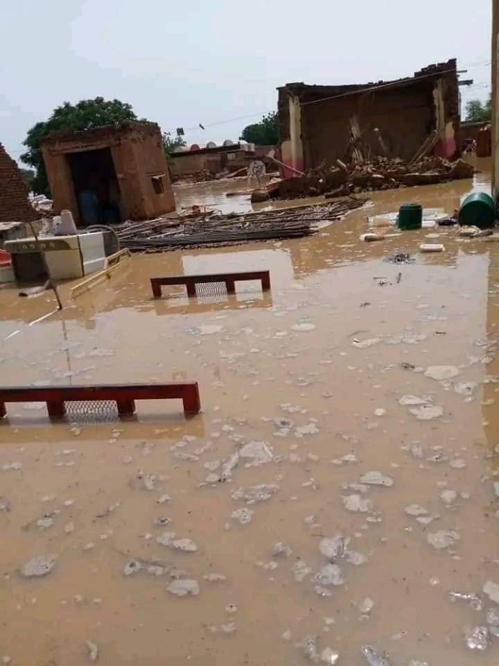 UNDFvDIbEPHSK3t's tweet photo. سعة خزان سنار غير كافية لري مشروع الجزيرة وامتداد المناقل بشكل مكتمل لذلك يعتبر الري في المشروع تكاملي  بحيث يتم الاستفادة القصوى من الأمطار وفي الشتاء يتم الاعتماد على انخفاض درجات الحرارة وبالتالي انخفاض معدل التبخر والنتح ...

   #فزع_المناقل https://t.co/ANUCnsqQbk