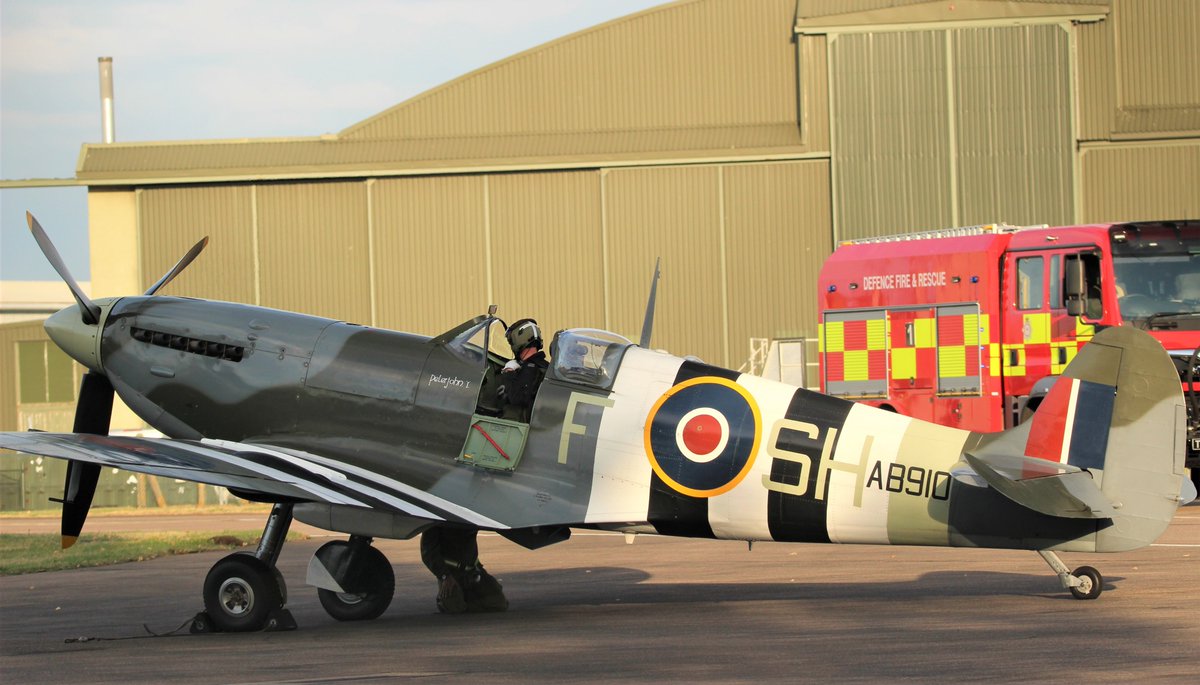 RyszardJonski's tweet photo. @RAFBBMF #AB910 Spitfire MkVb
πΈJunsupreme https://t.co/x5H9WqokCC