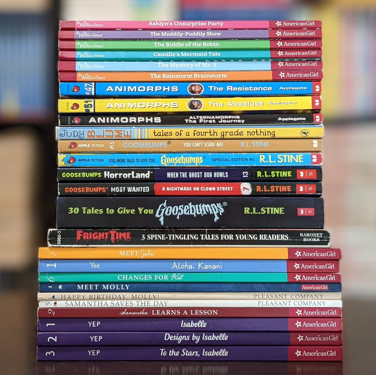 koalamountain's tweet photo. Today's book stack is super random! 😍📚

#americangirl #animorphs #judyblume #frighttime #goosebumps #bookstack #ebay #booksforsale https://t.co/EakyPOPd9e