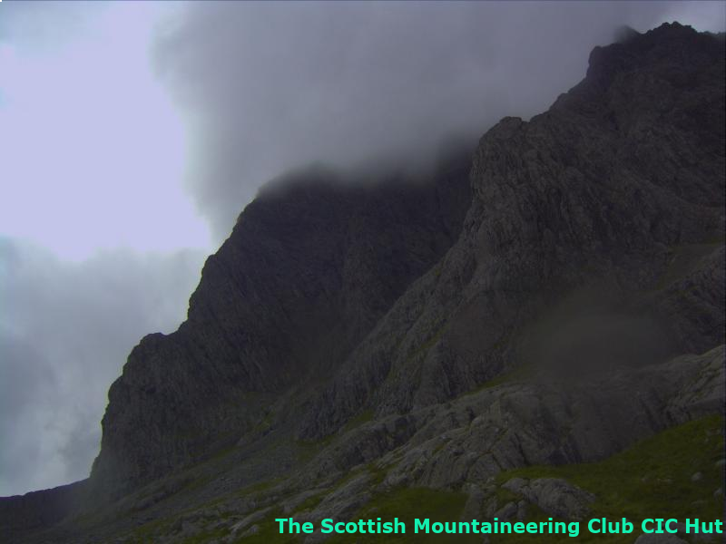 cicwebcam's tweet photo. #cichut #northface #bennevis #mountaineering Current weather. 8.98C, humidity 87%, recent gust 23mph, direction SSW https://t.co/YZIfnIVQBf