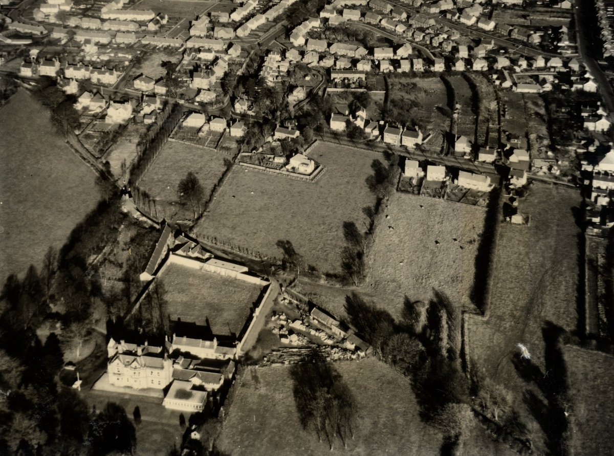 CheshireRO's tweet image. We have three more #MysteryImageMonday photographs we need help with, do you recognise anything today? Image 1 says Lime Grove, but we're not sure where that is... can you help? #KeepCurious