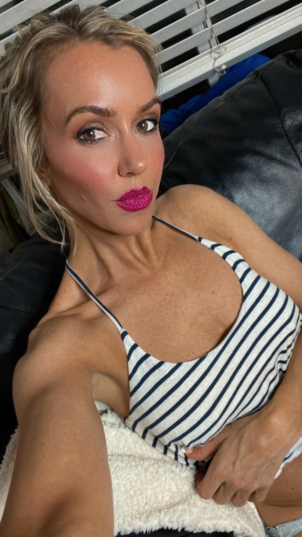 Mariah Rivera on Twitter: "Nope Live here https://t.co/i4oajIHuPF https://t.co/NoeRdKm0Y8" / Twitter