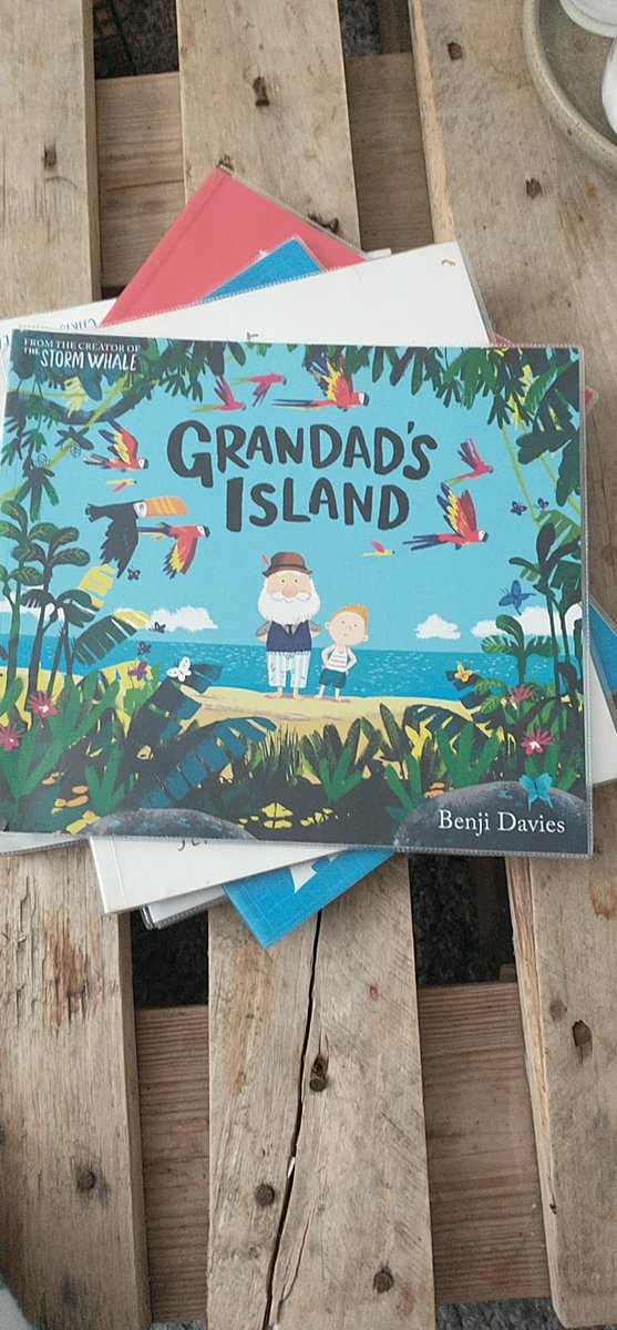 ohwheretogo's tweet photo. I said goodbye to my Grandad last Friday. Sometimes picture books are just what you need in those moments - even when you're a grown up. #picturebooks https://t.co/wtr3MltWgV