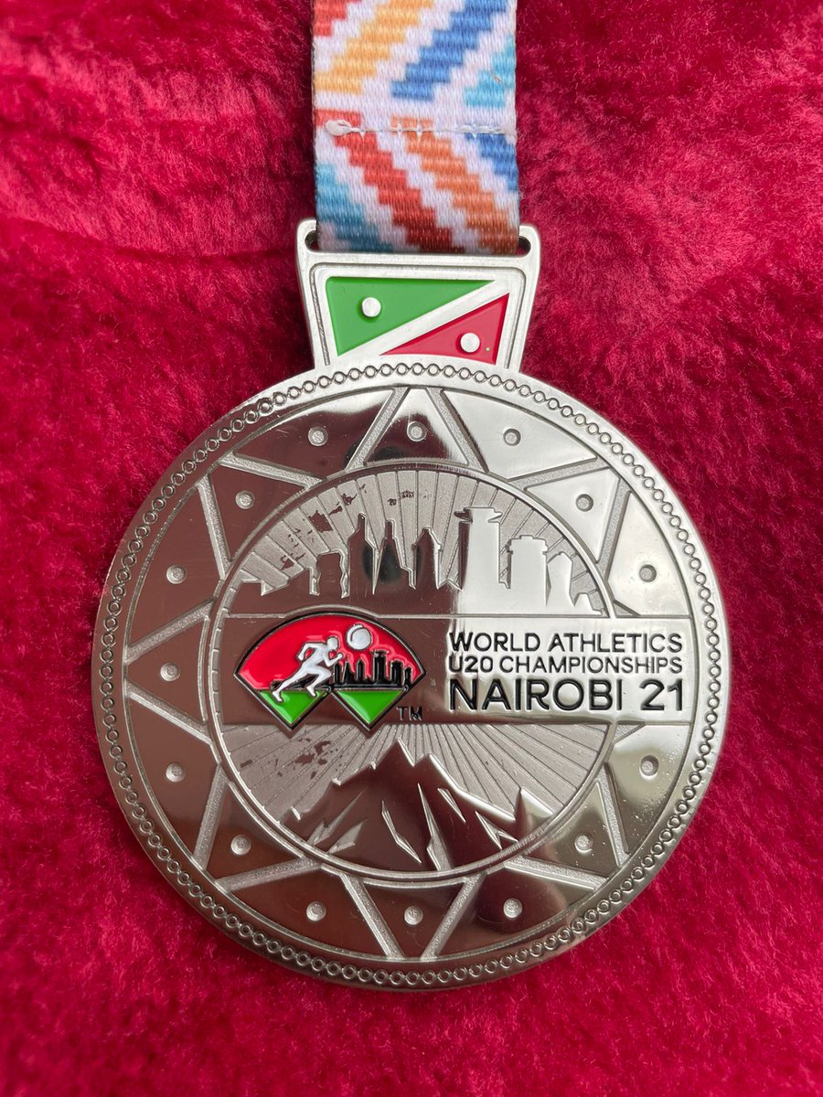 Shailisingh012's tweet photo. Time flies by so quickly. Can’t believe it’s already been a year since I bagged a🥈at the World u-20 Athletics Championship. 😄
Can’t wait to grab more medals for India. 🇮🇳
#MemoryLane #Nostalgic #1YearDown #MedalForIndia #u20 #WAC #Silver #MoreToCome https://t.co/R8IGkGLBF2