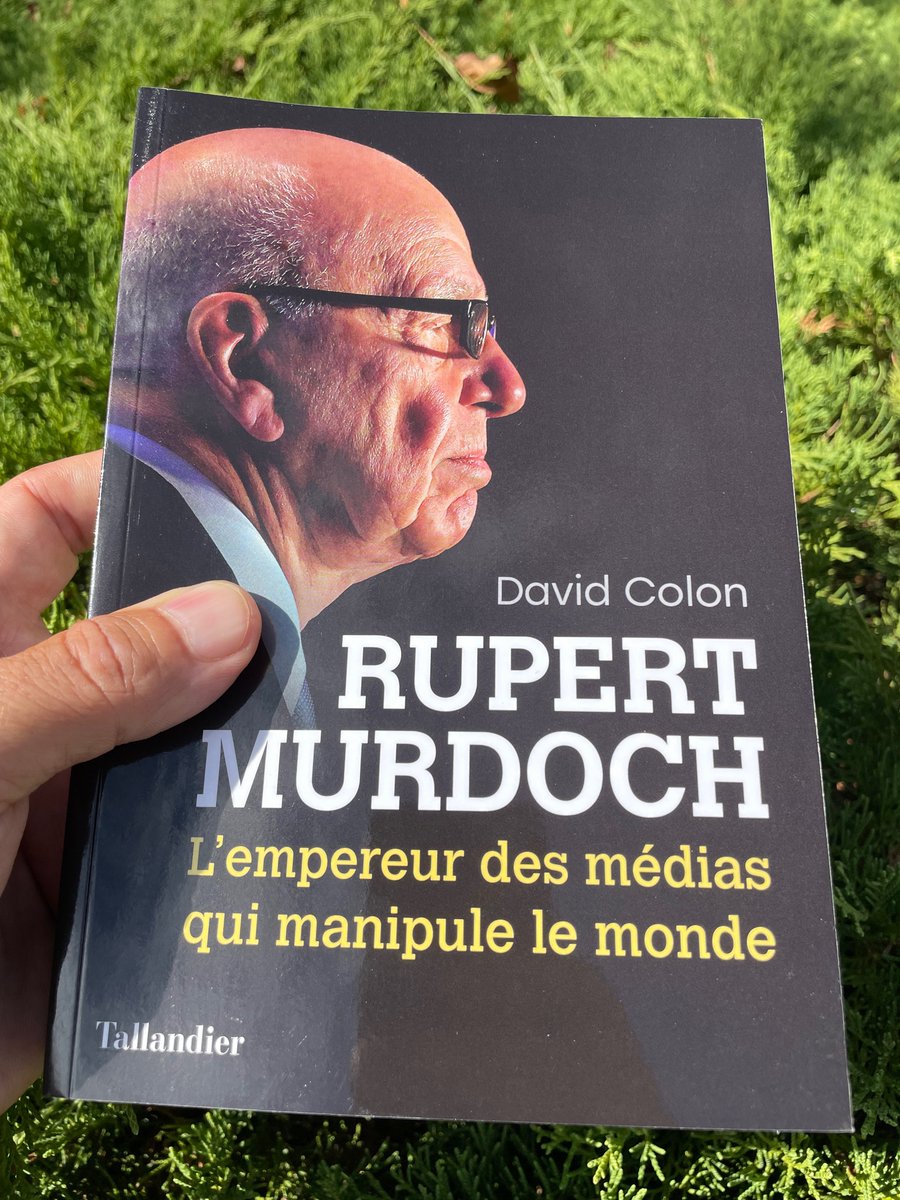 Le voici, tout juste sorti de son imprimerie de Condé-en-Normandie ! Retrouvez _Rupert Murdoch_ le 15 septembre dans votre librairie préférée :-) <a href="/MurdochBio/">Rupert Murdoch : L’homme qui manipule le monde</a> <a href="/Ed_Tallandier/">Éditions Tallandier</a>