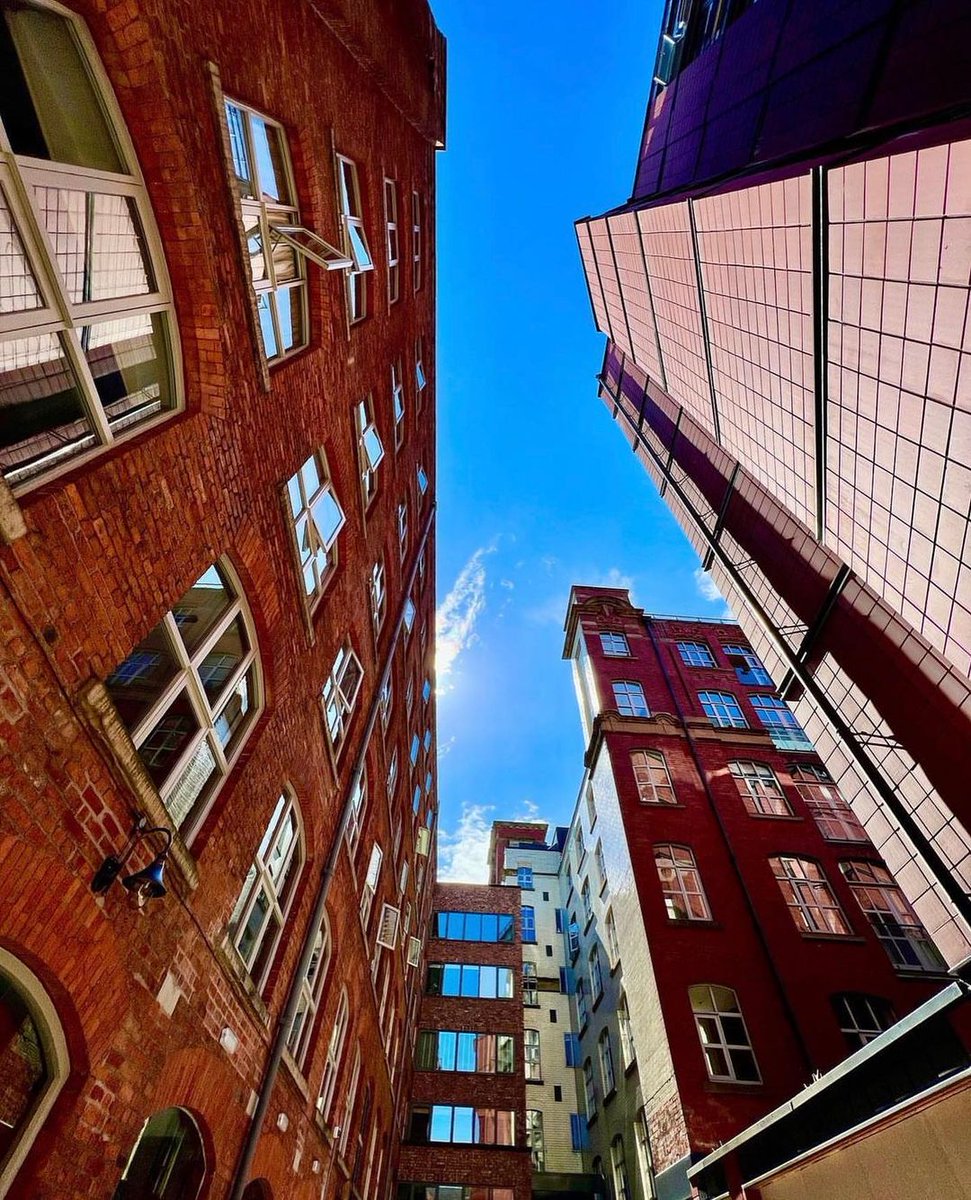 MCRLifeUK's tweet photo. Recents from around #ancoatsβ¦
π₯ @Amberisconfused at @trovefoods
π @inkysteve
π @M_JKPhotography
π§± @ec_ancoats
#repostcontent #repostancoats #ancoatsmcr #manchesterlife #mcrlife https://t.co/F15l3DK9t0